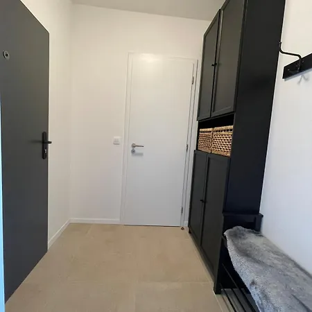 Apartmán New Quiet With A Large Terrace And Private Parking Slapanice